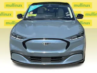 Ford Mustang Mach-E 2023 Premium SUV de 4 puertas