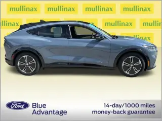 Ford Mustang Mach-E 2023 Premium SUV de 4 puertas