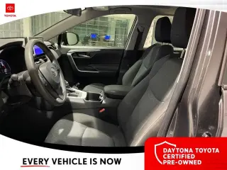 Toyota RAV4 2024 XLE 4x4 SUV