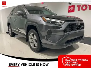 Toyota RAV4 2024 XLE 4x4 SUV