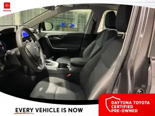 Toyota RAV4 2024 XLE 4x4 SUV