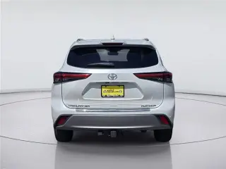 Toyota Highlander 2023 Platinum 4dr SUV