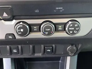 Toyota Tacoma 2020 4x2 SR5 4dr Double Cab 5.0 ft SB