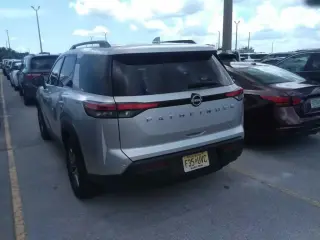 Nissan Pathfinder 2024 SV 4dr SUV