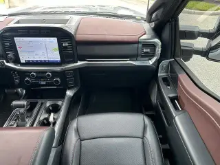 Ford F-150 2022 4x4 Lariat 4dr SuperCrew 5.5 ft. SB