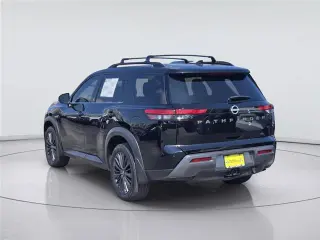 Nissan Pathfinder 2026 SL SUV 4 puertas
