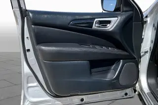 Nissan Pathfinder 2020 S 4dr SUV
