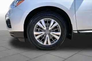 Nissan Pathfinder 2020 S 4dr SUV