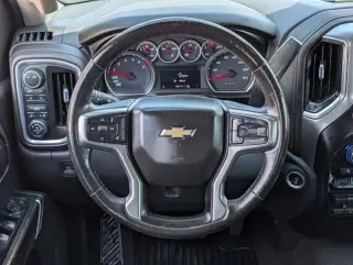 Chevrolet Silverado 1500 2020 4x4 LT 4p Camioneta de Cabina Completa 5.8 pies SB