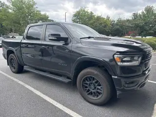 Ram 1500 2019 4x2 Laramie 4p Cab Camioneta de 5.6 ft. SB