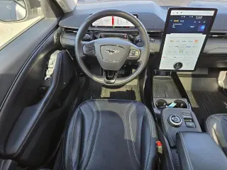Ford Mustang Mach-E 2023 Premium 4dr SUV