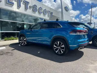 Volkswagen Atlas Cross Sport 2024 AWD SEL Premium R-Line 4Motion 4dr SUV