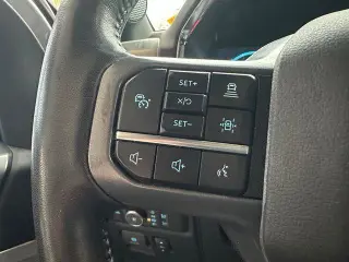 Ford F-150 2023 4x4 Lariat 4dr SuperCrew 5.5 ft. SB