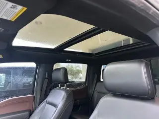 Ford F-150 2023 4x4 Lariat 4dr SuperCrew 5.5 ft. SB