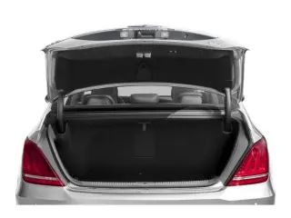 Genesis G90 2018 3.3T Premium 4dr Sedán