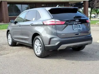 Ford Edge 2022 AWD SEL 4dr Crossover