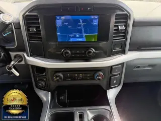 Ford F-150 2023 4x4 XLT 4p SuperCrew 6.5 pie SB