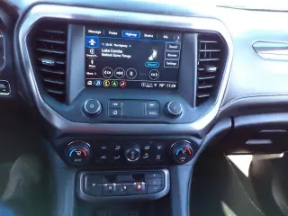 GMC Acadia 2021 4x4 AT4 4p SUV