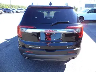 GMC Acadia 2021 4x4 AT4 4p SUV