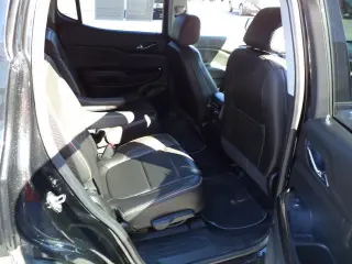 GMC Acadia 2021 4x4 AT4 4p SUV
