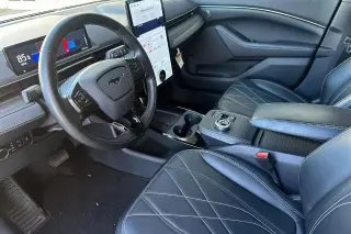 Ford Mustang Mach-E 2024 Select SUV de 4 puertas