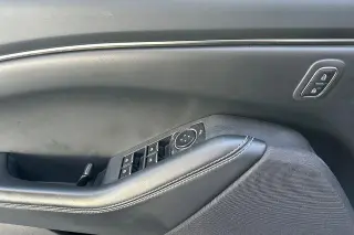 Ford Mustang Mach-E 2024 Select SUV de 4 puertas
