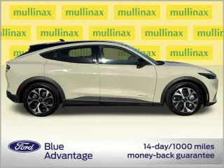 Ford Mustang Mach-E 2025 AWD Select 4dr SUV