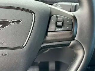 Ford Mustang Mach-E 2025 Premium 4dr SUV