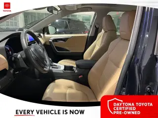 Toyota RAV4 2025 XLE Premium 4dr SUV
