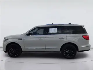 Lincoln Navigator 2021 4x4 Reserve SUV 4p.