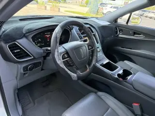 Lincoln Nautilus 2019 Reserve 4dr SUV