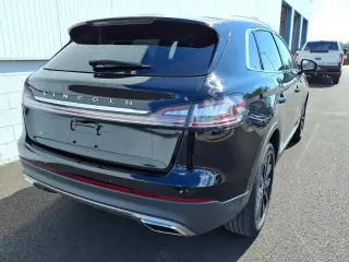 Lincoln Nautilus 2023 AWD Reserve 4dr SUV