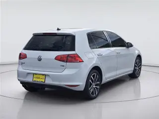 Volkswagen Golf 2017 TSI S 4p Hatchback 6A