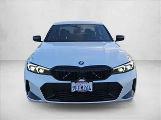 Serie 3 BMW 2023 330e 4dr Sedán