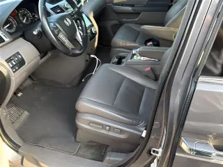 Honda Odyssey 2016 Touring 4p Minivan