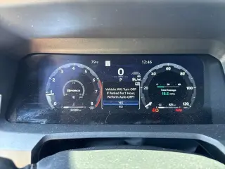 Toyota Tacoma 2024 4x4 SR5 4p Doble Cab 5.0 ft SB