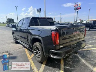 GMC Sierra 1500 2021 4x4 AT4 4p Puerta de Tripulacion con Camioneta de 5.8 ft. AB