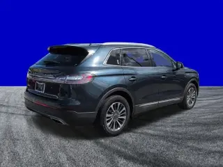 Lincoln Nautilus 2022 Estándar 4p SUV
