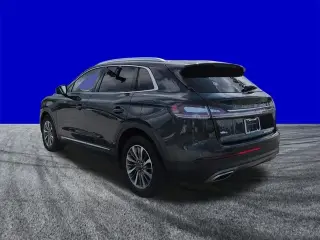 Lincoln Nautilus 2022 Estándar 4p SUV