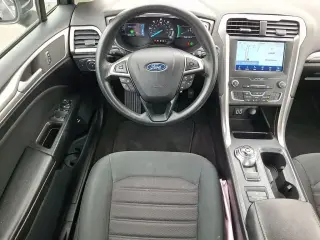 Ford Fusion Hybrid 2020 SE 4dr Sedán