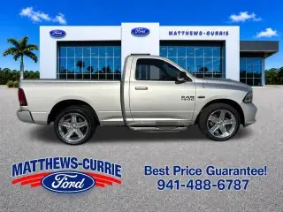 Ram 1500 2014 4x2 R/T 2dr Cabina Regular 6.3 ft. SB Pickup