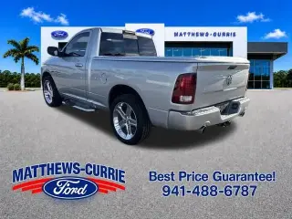 Ram 1500 2014 4x2 R/T 2dr Cabina Regular 6.3 ft. SB Pickup