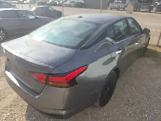 Nissan Altima 2025 AWD 2.5 SV 4dr Sedán