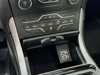 Ford Edge 2019 SEL 4dr Crossover