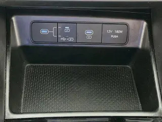 Hyundai TUCSON 2025 SE 4p SUV