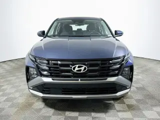 Hyundai TUCSON 2025 SE 4p SUV