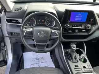 Toyota Highlander 2024 AWD LE 4dr SUV