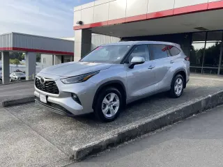 Toyota Highlander 2024 AWD LE 4dr SUV