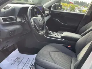 Toyota Highlander 2024 AWD LE 4dr SUV