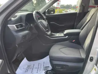 Toyota Highlander 2024 AWD LE 4dr SUV